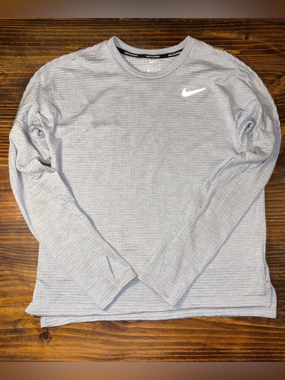 Nike Therma-Sphere Running Top Women’s Small Gray Waffle Dri-FIT Long Sleeve